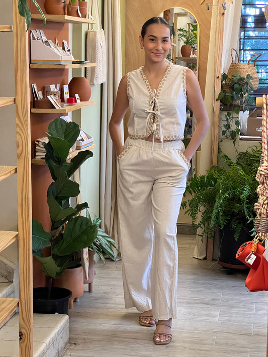 Conjunto bordado De Yute